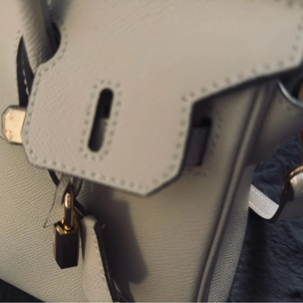 POST CHRISTMAS PRICE CUT! Brand new KELLY STYLED HERMES BAG IN Elegant CREAM - Picture 11 of 11